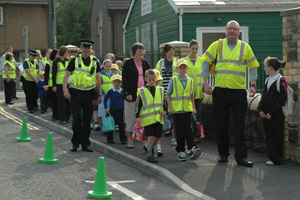 Ynysddu Walking Bus