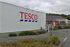 Tesco in Ystrad Mynach