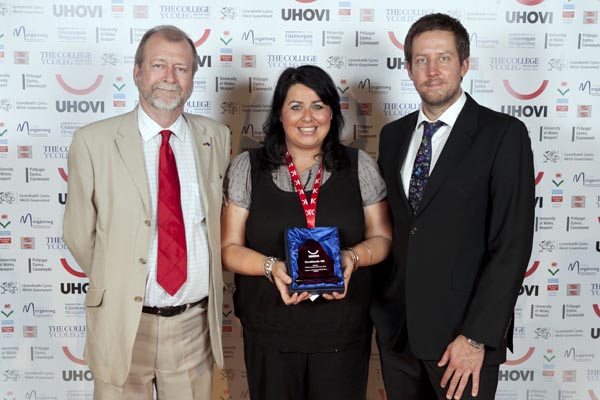 Deputy Minister for Skills Jeff Cuthbert, Cathryn Sims from Creditsafe UK, and comedian Chris Corcoran. 