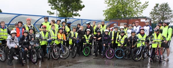 St Cenydd School has unveiled new bike shelters and a picnic area