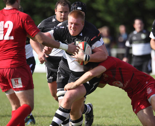 Bedwas hooker Rhys Hutcherson makes a break