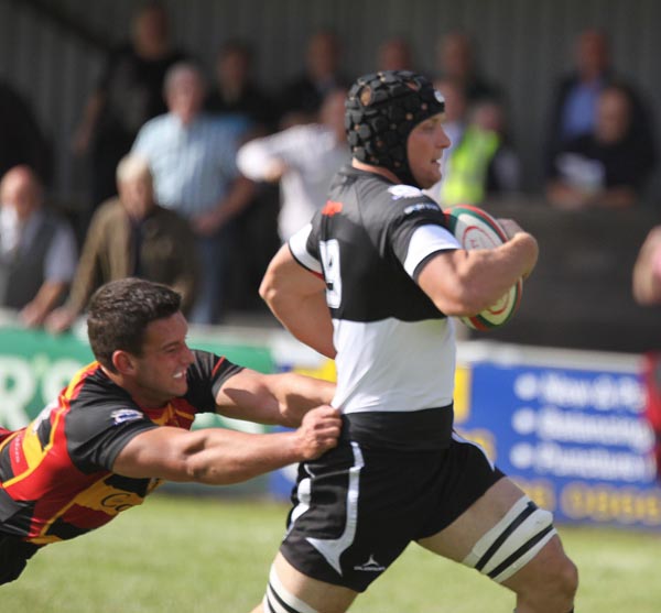 Bedwas flanker Rob Carter breaks through versus Carmarthen Quins