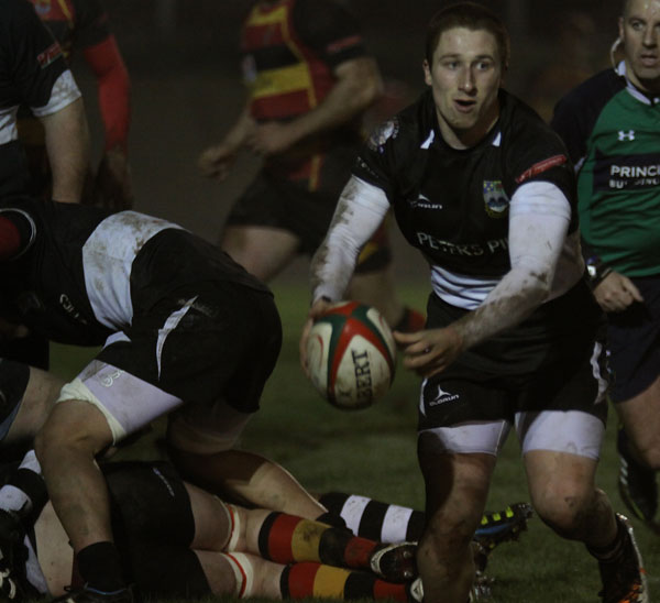 Josh Davies gets the ball away from a ruck