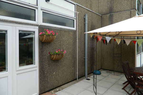 Ystrad Mynach Day Centre looking a bit drab before the volunteers got to work