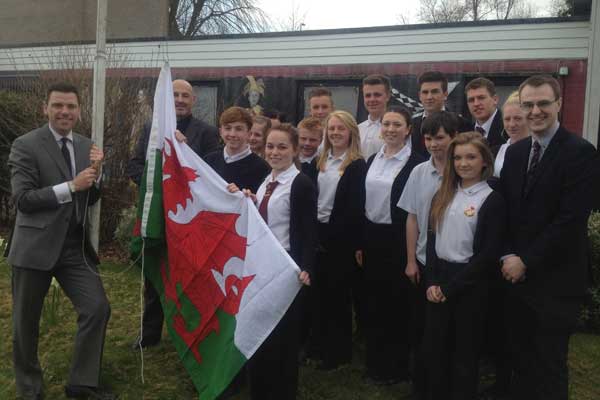Chris Evans MP, left, with staff and pupils from Pontllanfraith Comprehensive School