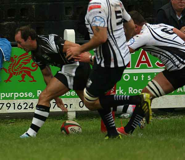 Will Harries scores in the corner for Bedwas Will Harries scores in the corner for Bedwas