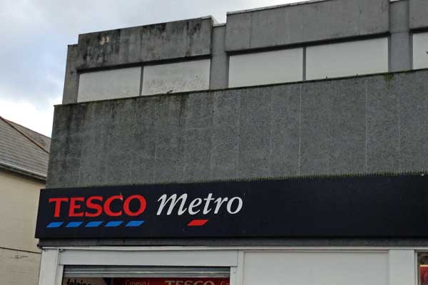 Tesco Metro, on Cardiff Road, Caerphilly, will close affecting 52 staff members
