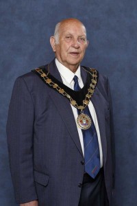 MAYOR: Cllr Leon Gardiner