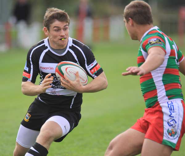 DISCIPLINE: Mike Callow attacks but Bedwas indiscipline was costly