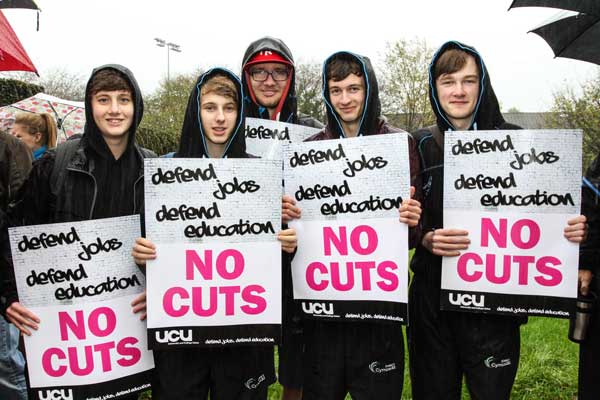 SOLIDARITY: Studnets also came out against cuts to further education. Picture by oanneburgessphotography.com