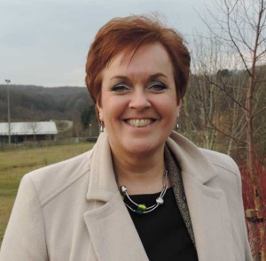 Dawn Bowden AM