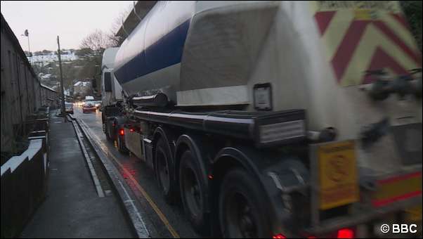 Hafodyrynys Road in Crumlin is the most polluted street in the UK outside of London