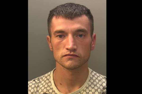 Shaun Davies is wanted by Gwent Police