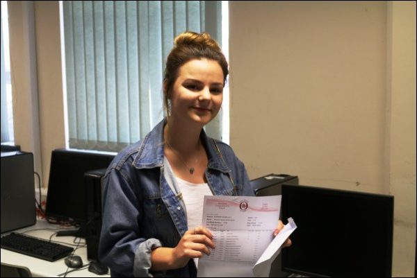 Brooklyn Rowlands is heading to Cardiff University after receiving her A Levels at Rhymney Comprehensive School