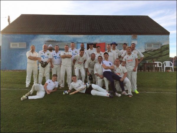 Cefn Fforest Cricket has received a £750 donation