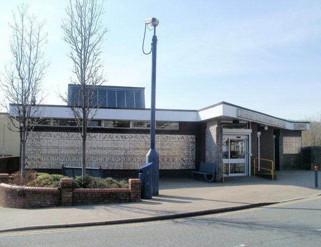 Ystrad Mynach library