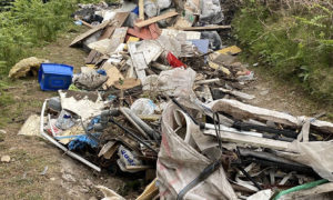 Waste dumped near Grug y Mynydd