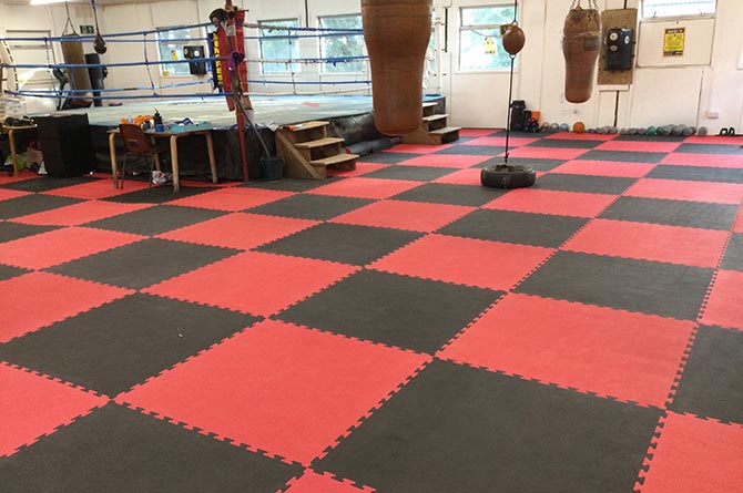 New jigsaw safety-matting at Gelligaer ABC