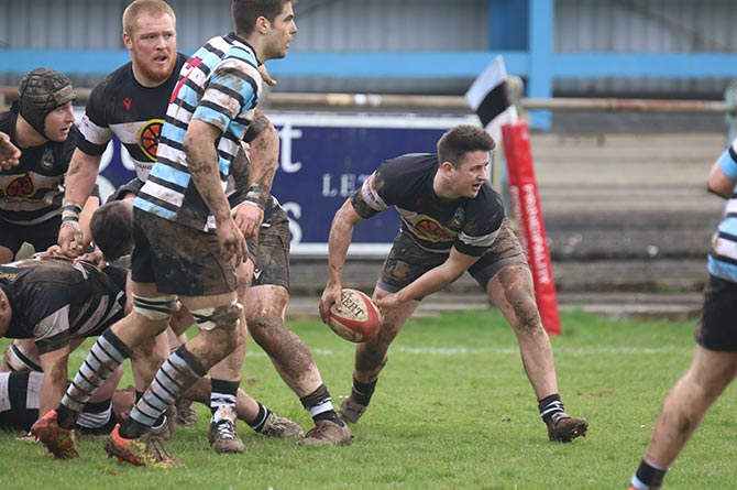 Bedwas were beaten 16-12 away to Glamorgan Wanderers