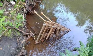 Trolleys dumped in the Sirhowy River