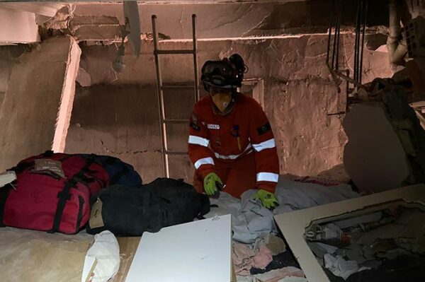 Emma Atcherley during a rescue in Turkey