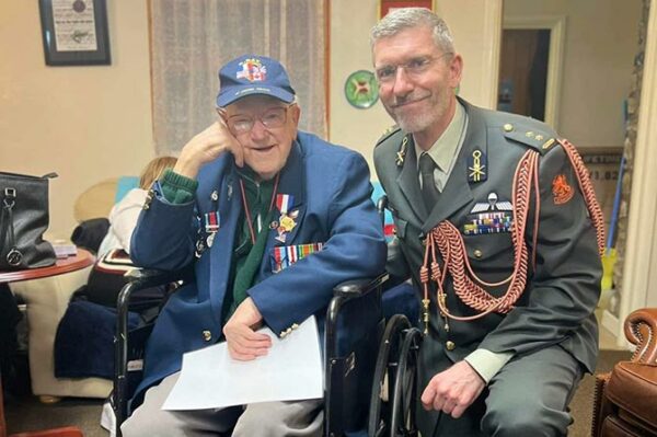 War veteran Dennis Stevens with Lieutenant Colonel Richard Piso