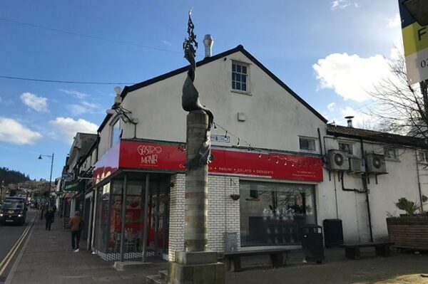 The jackdaw sculpture on Stockland Square
