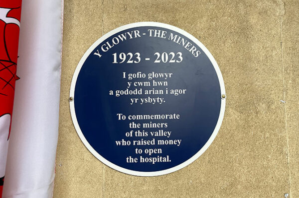 The plaque commemorating 100 years of the Miners'