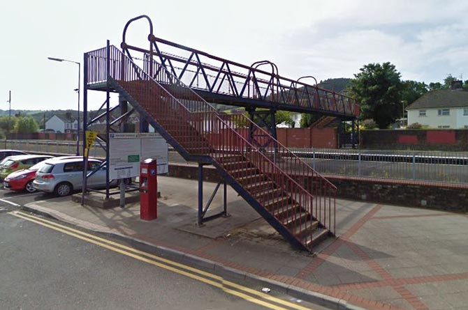 A footbridge at Caerphilly railway station