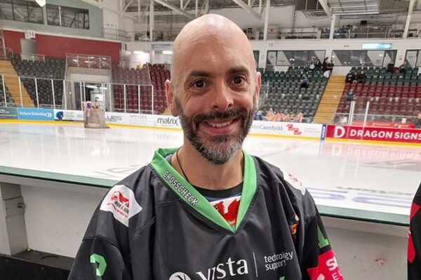 Chris Thomas played ice hockey for the first time to raise money for Ty Hafan