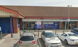 Tesco Express, Castle View Shopping Centre
