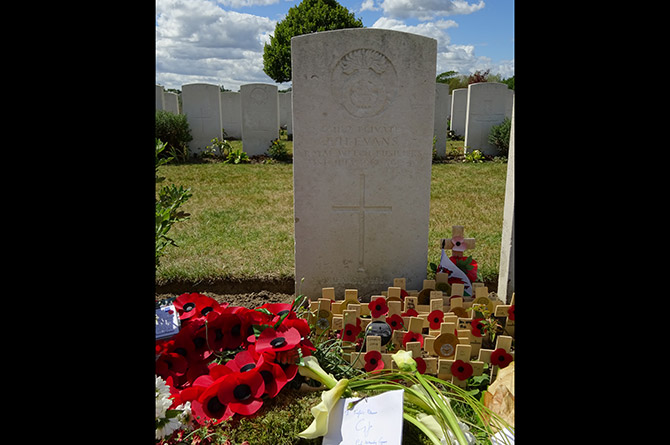 After a petition was submitted to the Imperial War Graves Commission following the war, his headstone at Artillery Wood was given the additional words: Y Prifardd Hedd Wyn (The Chief Bard, Hedd Wyn)