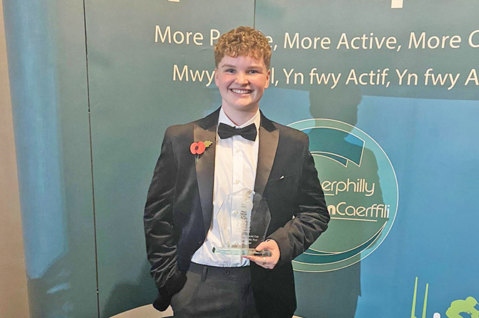 Caitlin Seaborne at the 2023 Sport Caerphilly awards