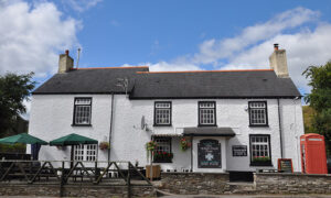 The White Cross Inn, Groeswen
