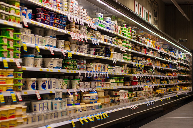 A stock image of a supermarket