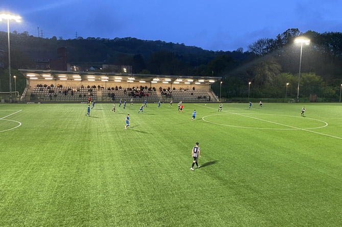 Risca United suffered a 5-0 defeat to league leaders Trethomas Bluebirds 