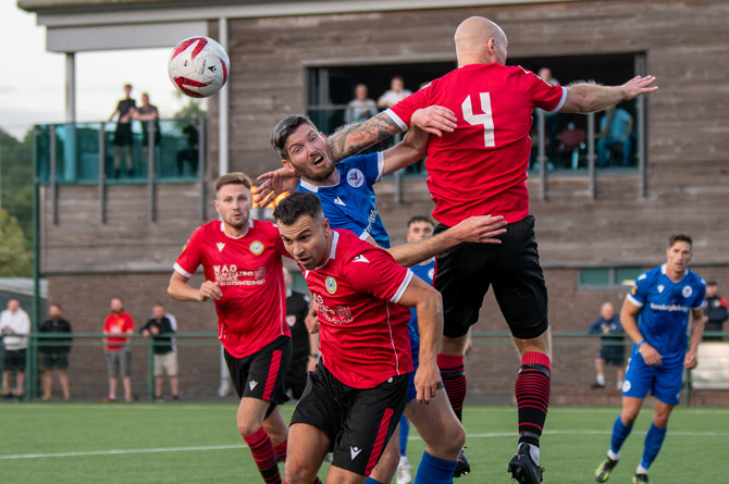 David Vincent (blue), featured alongside Gareth Tedstone