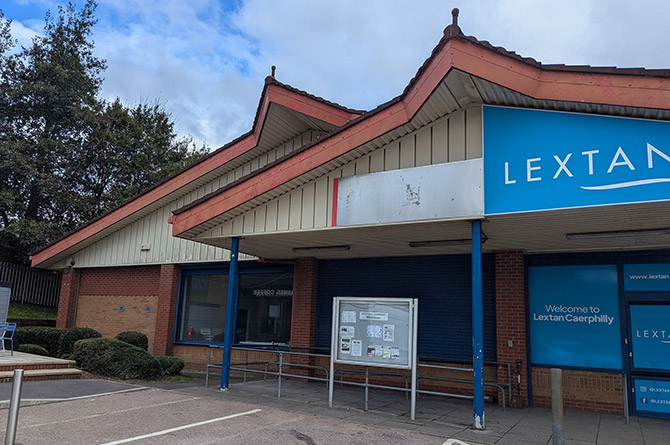 Unit 11, Castle View Shopping Centre