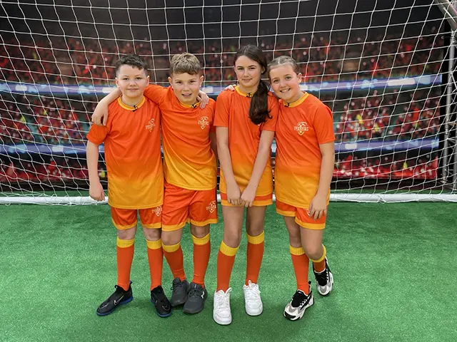 Pupils from Ysgol Gymraeg Bro Allta will star on S4C's Tekkers
