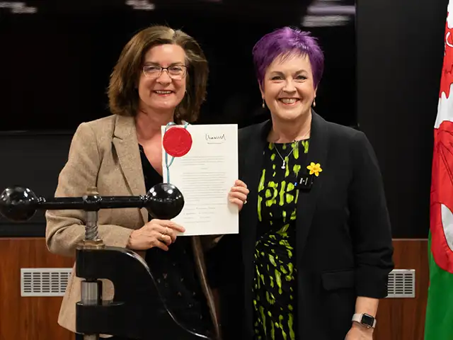 First Minister Eluned Morgan, left, and Dawn Bowden, minister for children and social care