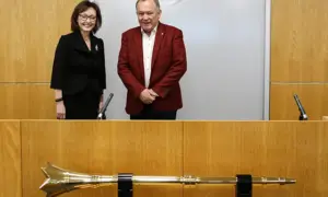 Lindsay Whittle with Senedd chief executive Manon Antoniazzi