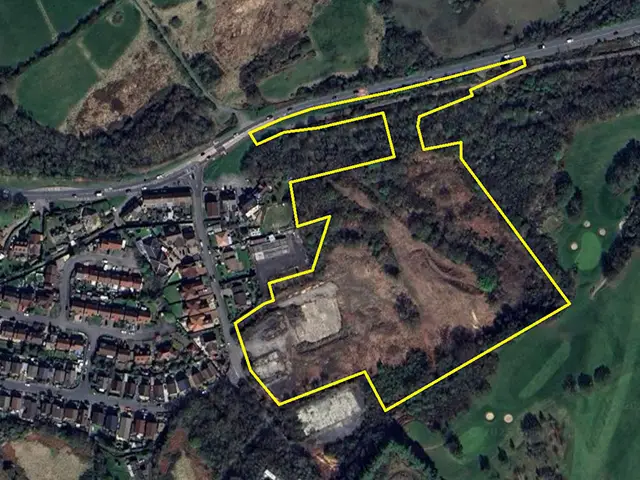 Aerial view of the proposed development site (marked roughly in yellow) near Gellideg Lane, Maesycwmmer