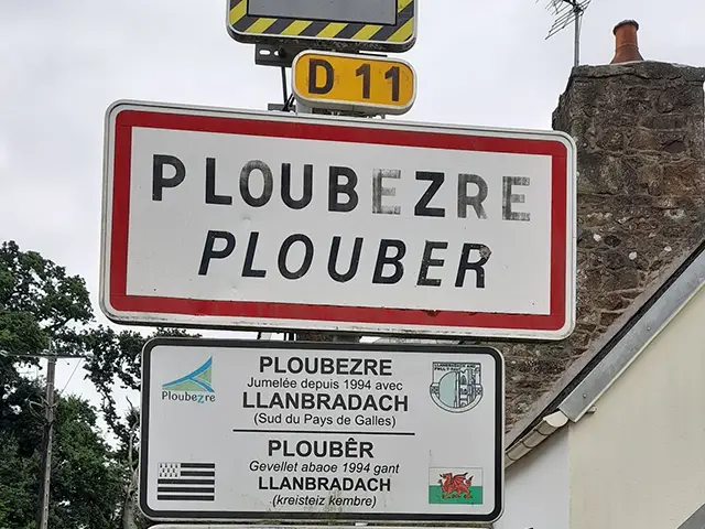 Ploubezre has been twinning with Llanbradach since 1994