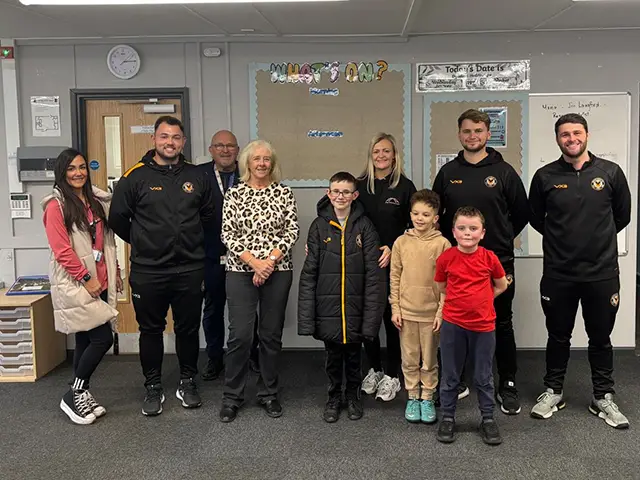 Ruth Jones MP during a visit to a County in the Community session