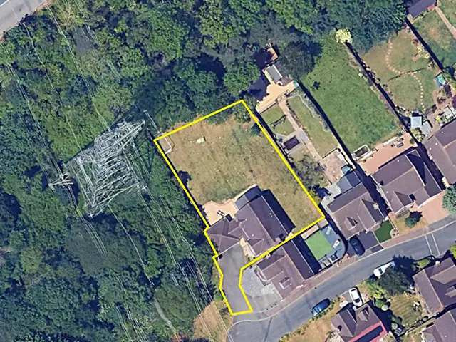 Aerial View of the proposed development site (marked roughly in yellow) at Nant-Y-Moor Close, Coedkernew