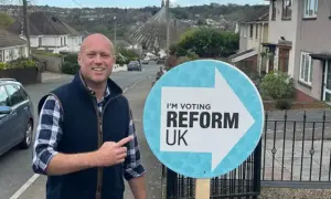Dan Thomas on the campaign trail
